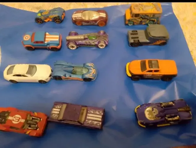 Carrinhos hot Wheels pcte