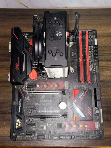 PC Gamer - i7 7700K, B250, 24GB RAM, GTX 750ti 2GB