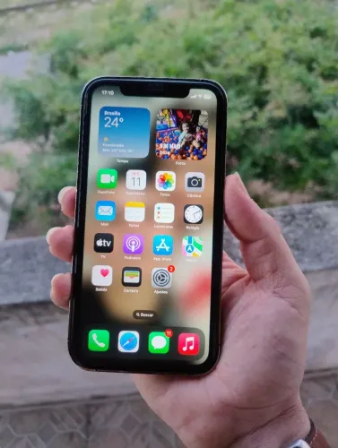 IPHONE XR Na carcaça do 14 pro Max 