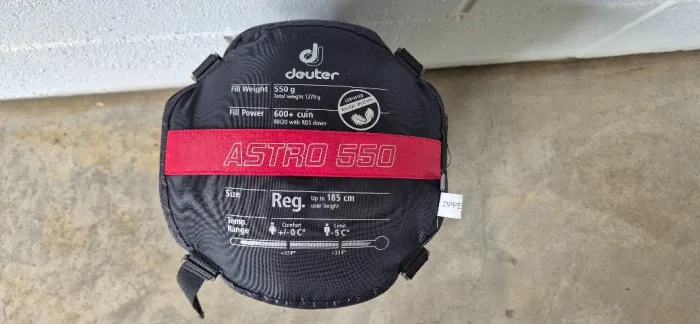 Saco de Dormir Pluma de Ganso Deuter Astro 550 - Regular (0°C a -5°C)