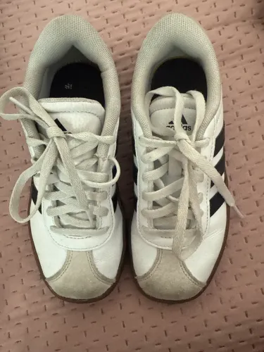 Tênis infantil Adidas