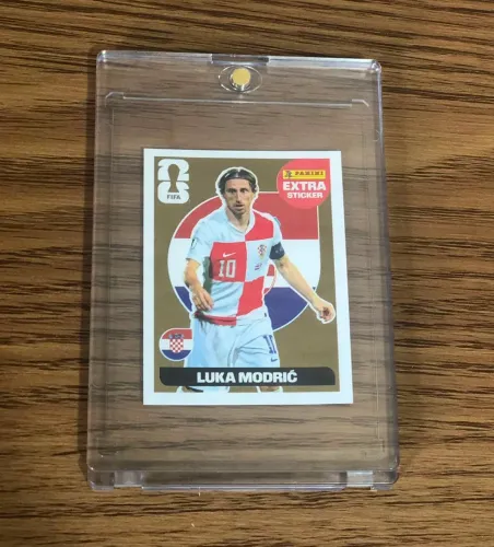 Luka modric extra sticker (ouro) 
