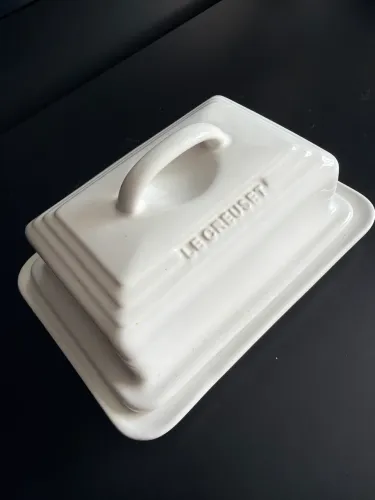 Le Creuset - Manteigueira de Cerâmica  Branca
