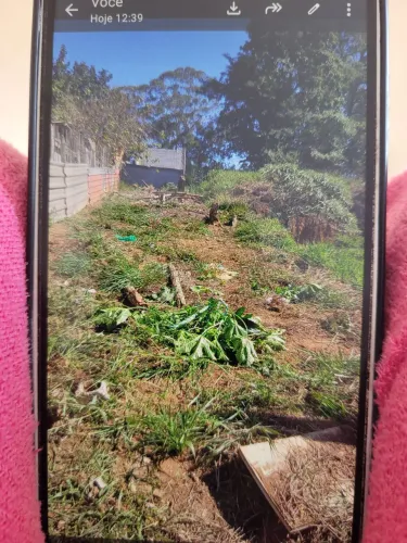 Vende se um terreno  5 por 25