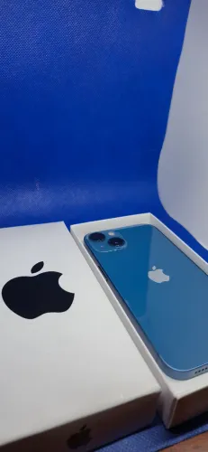 iPhone 13 azul ?256GB em ótimo estado de conservação