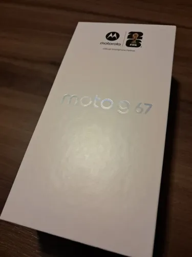 Vendo Motorola Moto G67 5G na caixa. Cor chumbo.