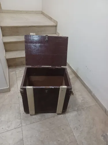 Bau de madeira ferramentas.49,00