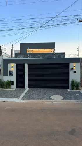 Vendo casa na ARSO 32, 305 sul
