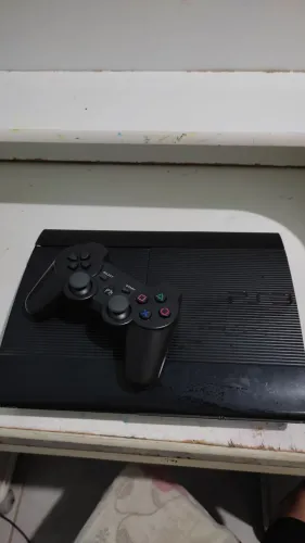 VENDO PLAYSTATION 3 COM 1 CONTROLE + CABOS