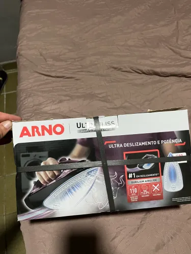 Ferro de passar arno