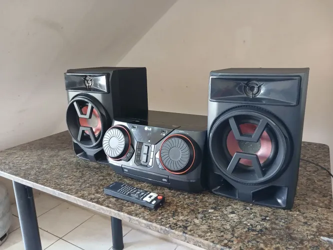 Som LG BASS