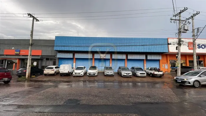 Barracão Comercial para Locação em Cuiabá-MT, Bairro Dom Aquino: 02 Salas, 02 Banheiros, 0