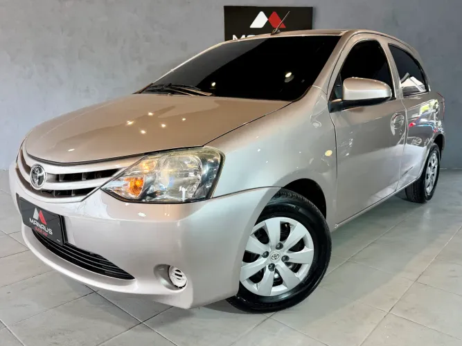 Toyota Etios X 1.3 Flex 16V 5P Mec. 2017