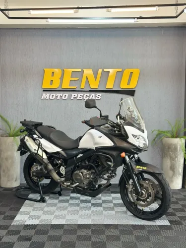 SUZUKI/VSTROM 650 BRANCA 2014