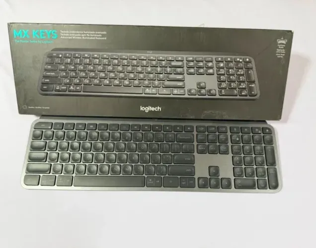 Teclado sem Fio Logitech Mx Keys S Mult Usb Cinza Grafite