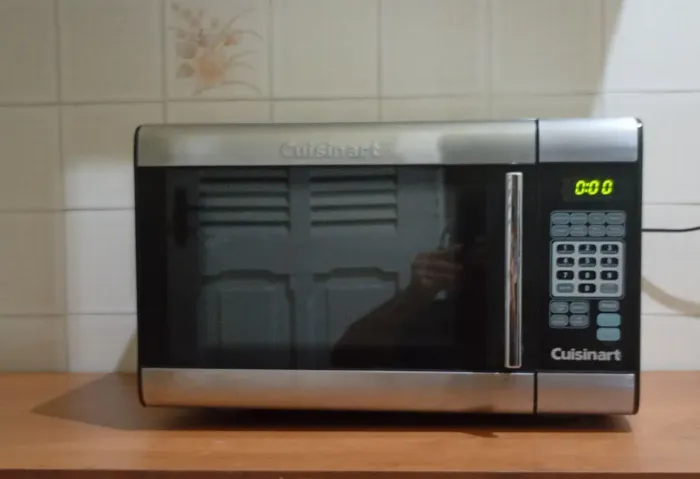 micro-ondas Cuisinart CMW-100 de aço inoxidável com capacidade de 28L, 110Vv