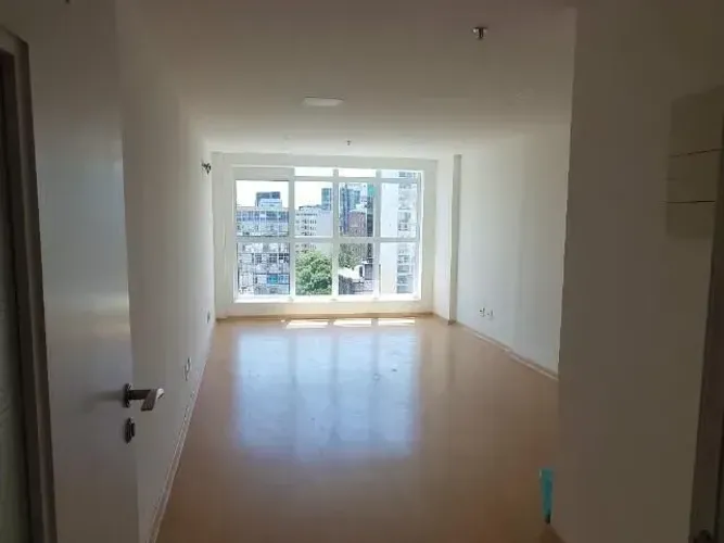 Sala Comercial à Venda no Centro de Niterói - Condomínio Globa Offices