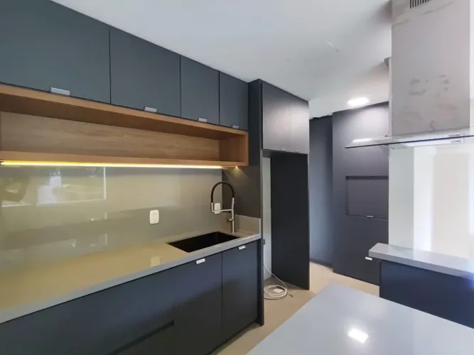 Apartamento para venda e locação, com 2 dormitórios em Canela/RS