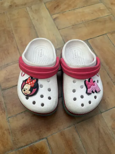 Crocs tamanho 7