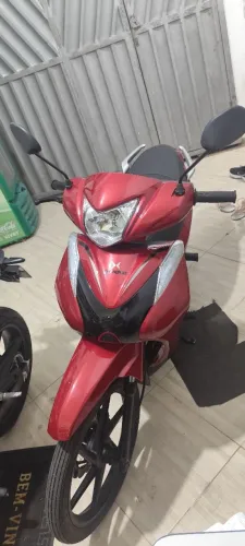 Vendo uma linda Shineray jet completinha