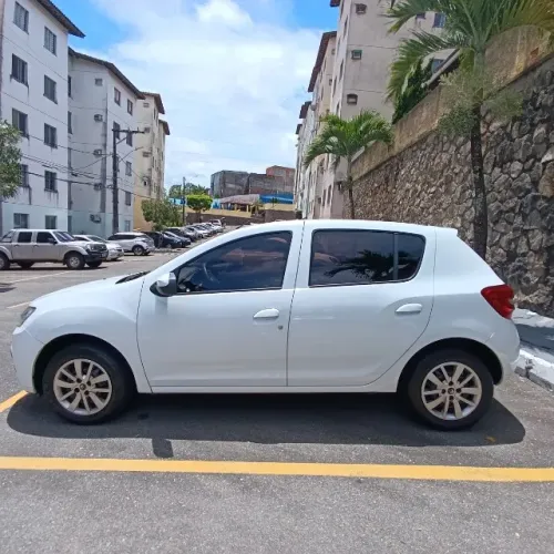 Renault Sandero Zen Flex 1.0 12V 5P Mec. 2020