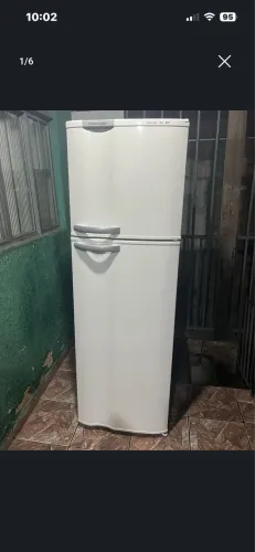 Geladeira Electrolux DF34 duplex Frost free