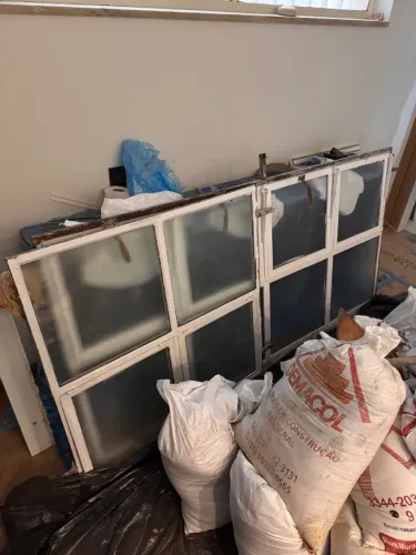 Janela de Ferro - 95cmx95cm