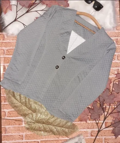 Lote com 30 blusas plus size matelassê sintético. Modelo sem forro bem quentinho
