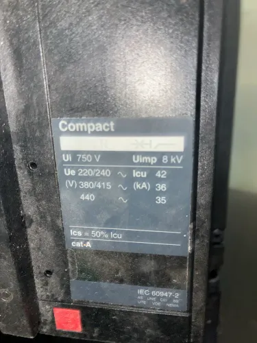 Disjuntor NS800N novo