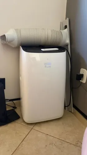 Ar Condicionado Portátil Delonghi Pinguino 12000 BTU (127V)