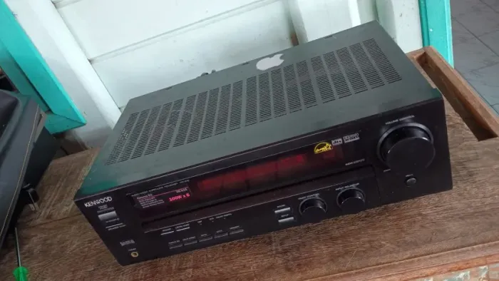 Receiver Kenwood VR 605 - Com Defeito - Sucata