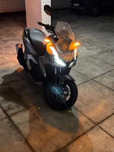 Honda adv 2026- prata 0km
