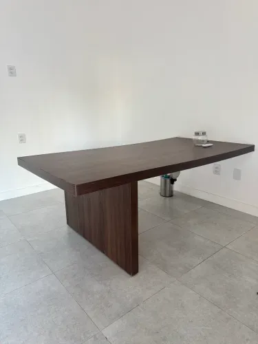 Mesa de escritório MDF marrom