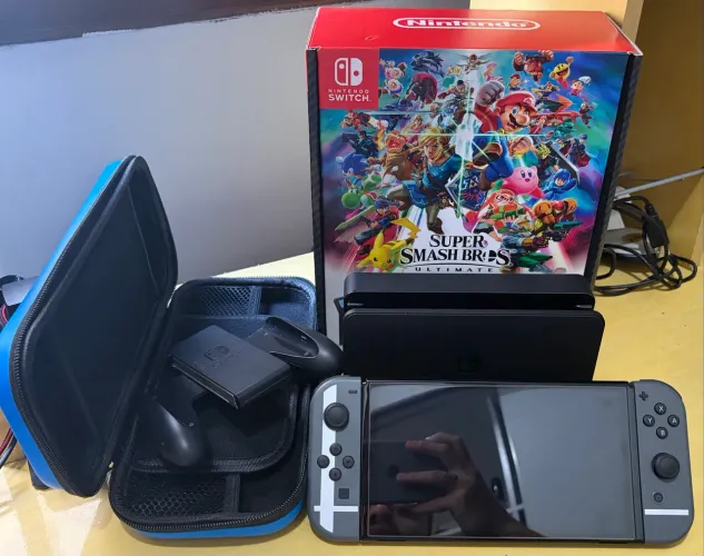 Nintendo Switch OLED Super Smash Bros - 256gb - Usado Poucas Vezes 