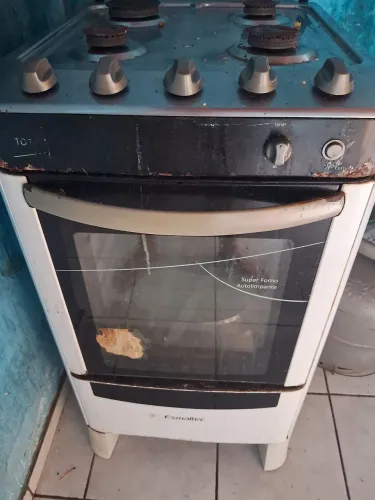 Fogão para conserto, só precisa de reparos, sem forno.