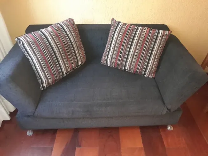 Sofá 2 lugares. barato demais