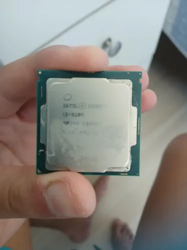 Intel core I3-8100 