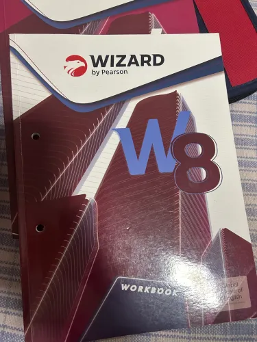 Livro de inglês W8