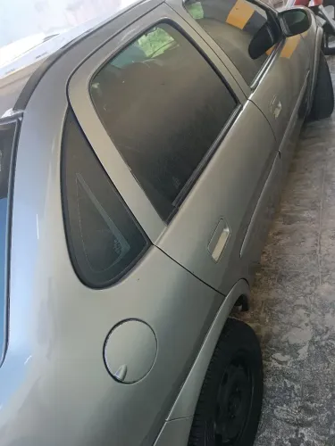 Chevrolet Corsa Sedan 1.0 MPFI 8V 71cv 4P 2004