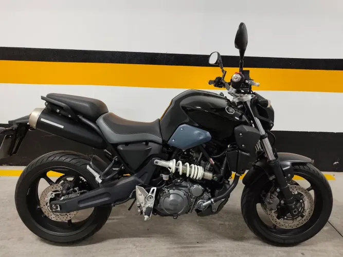 Yamaha Mt 03 660 23.200 km a mais nova do Brasil