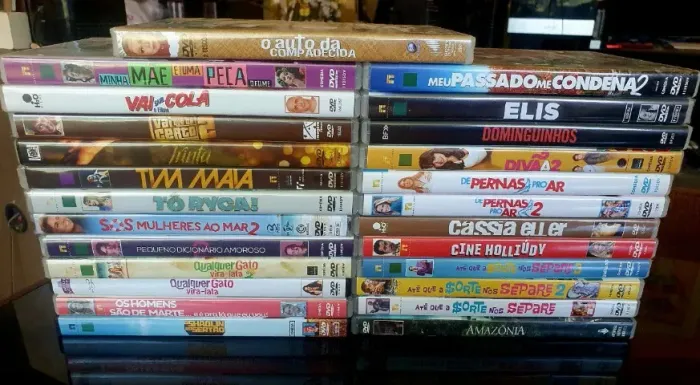 Lote DVD com 20 filmes brasileiros Originais