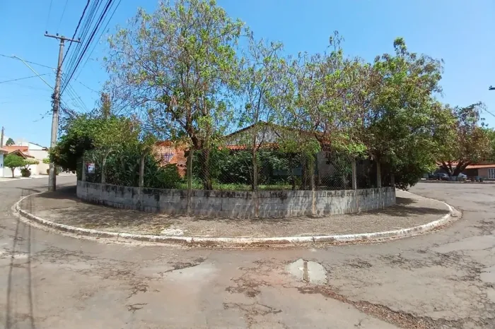 Casa 2 quartos no bairro Lopes Iglesias -Nova Odessa/SP