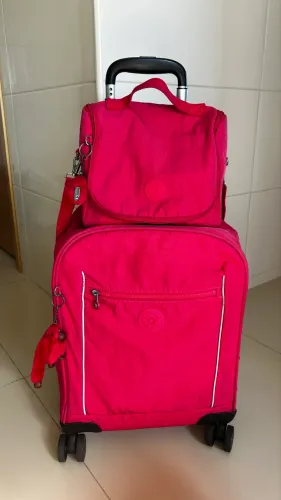 Bolsa e lancheira escolar Kipling