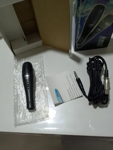 Microfone novo marca Kep.