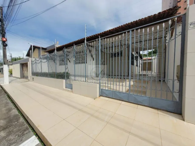 Casa ampla, ventilada e segura no Inácio Barbosa (Parque dos Coqueiros)