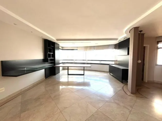 Apartamento com 4 quartos, sendo 2 suítes, varanda, 4 vagas de garagem e lazer completo