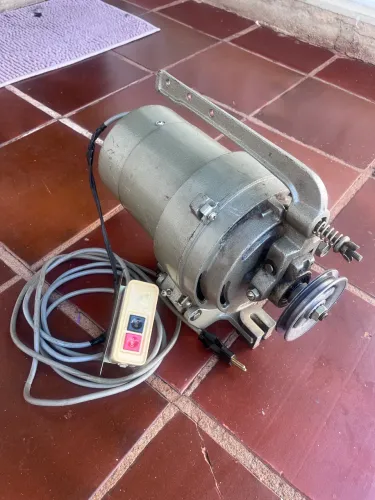 Motor Industrial para Máquina de Costura ou Adaptações - Funcionando!