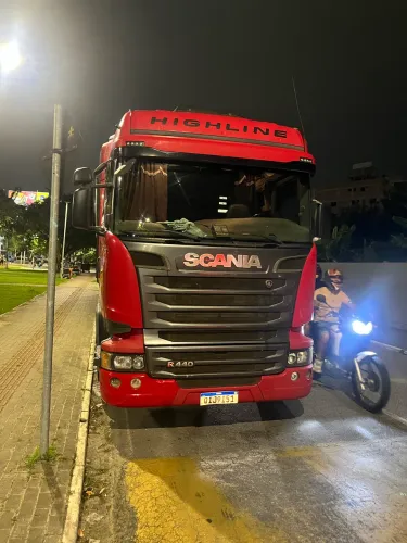 Scania 6x4. 440 com Retarder conj. Bi-trem