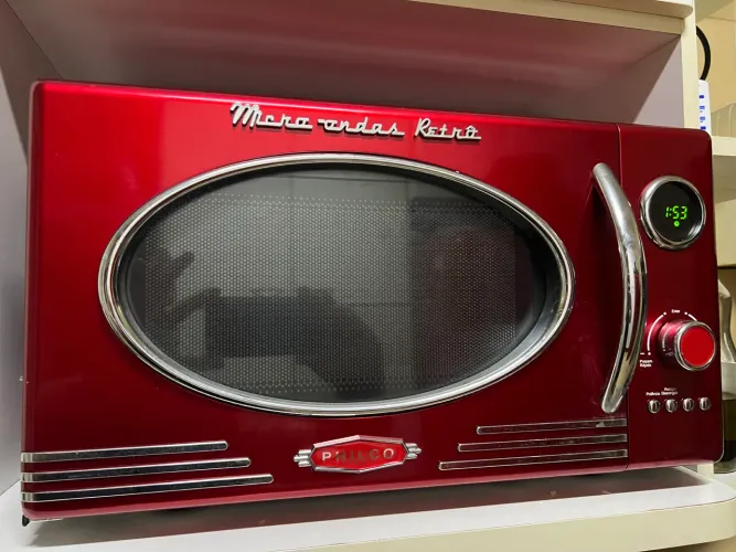 Micro-ondas Retrô Philco Vermelho 28L (220V) - Excelente Estado