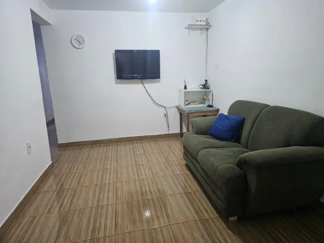 Casa 3 quartos perto metrô